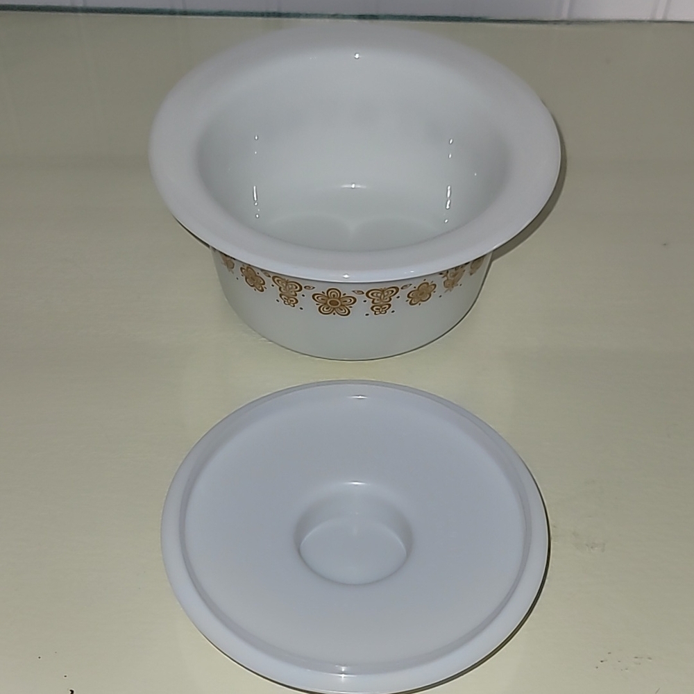 Pyrex Butterfly Gold Pattern Butter Keeper - Picture 2 of 12
